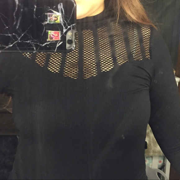 Black Sienna Cropped Top LS - Picture 4 of 5